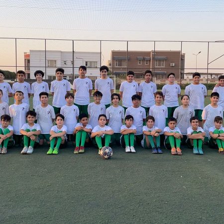 مدرسة فالكونس لكرة القدم